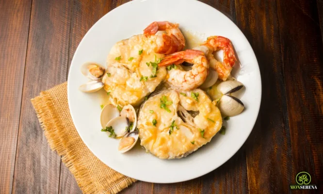merluza con almejas y gambas 